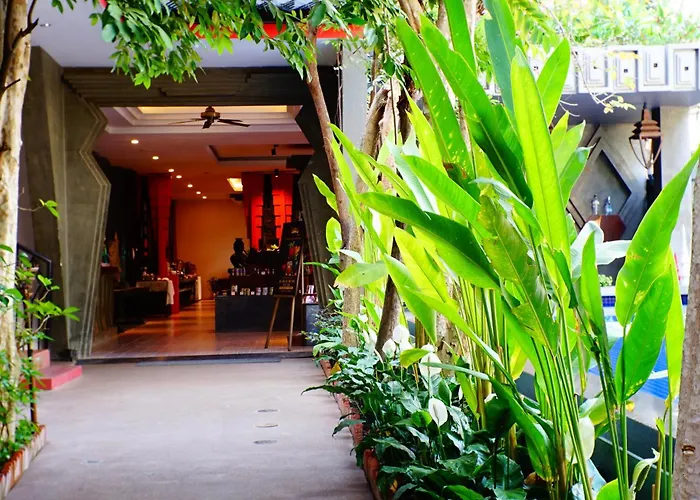 Hotel Golden Temple 4*