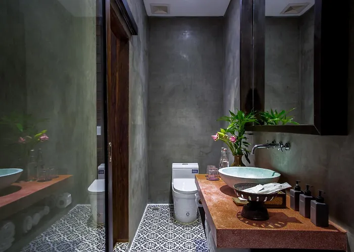 Hotel Golden Temple 4*